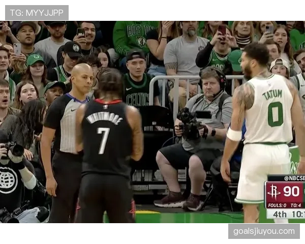 NBA视频回放规则详解：哪些争议判罚可以挑战与裁定